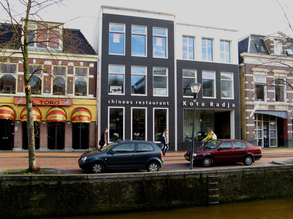 Architectuurhistoricus Leeuwarder Courant vol lof over Kota Radja.