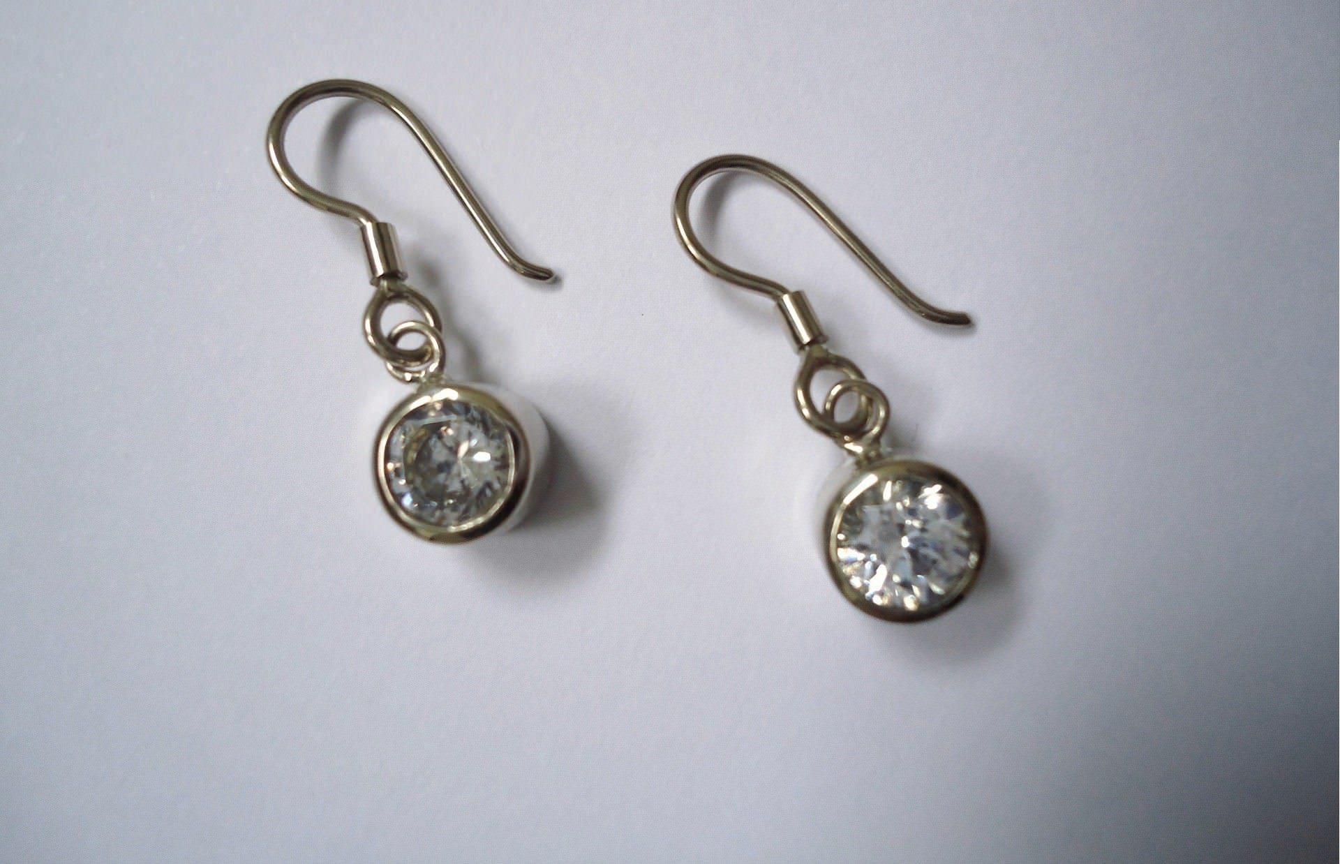 Je draagt je oorbellen al je hele leven verkeerd…