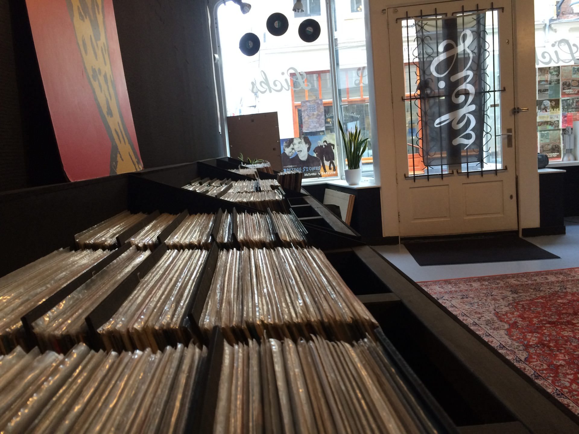 Nieuwe hangplek voor vinylofielen: gerestylede Licks