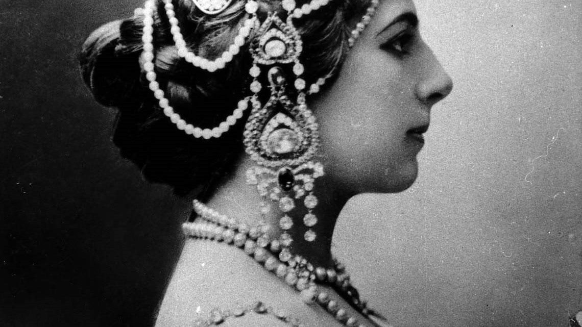 Tentoonstelling Mata Hari ‘lady of fashion' vanaf 14 juni 2017 in ‘t Andere Museum van Oldtimer tot Kant