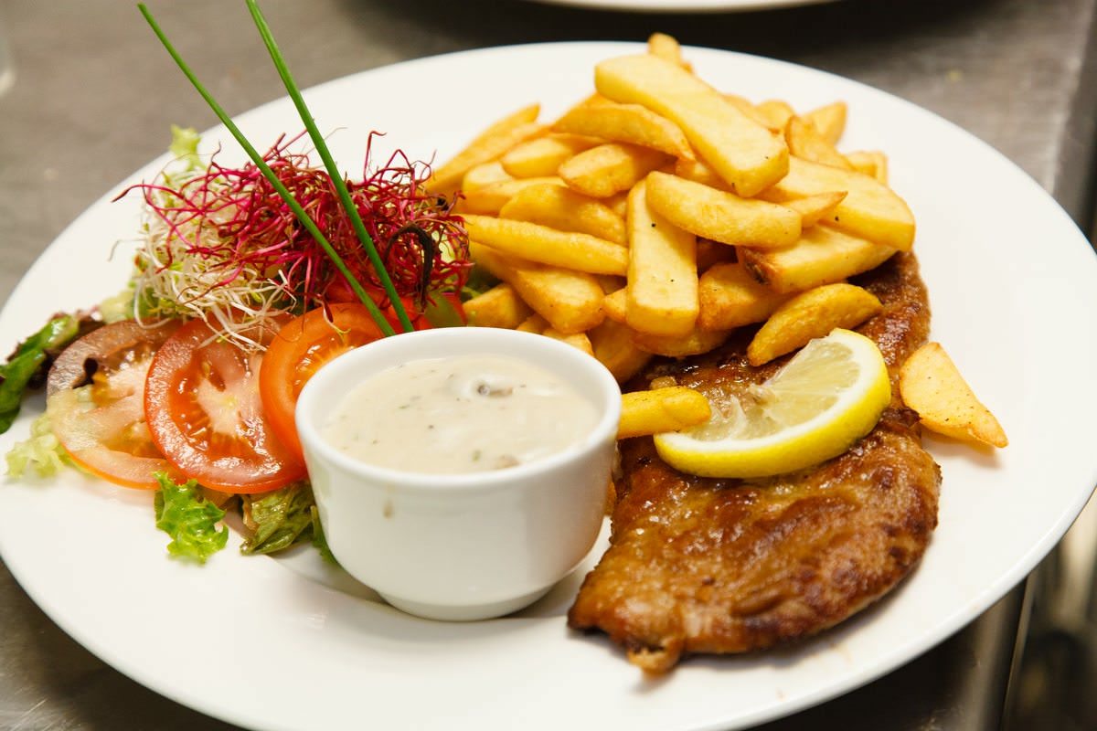 Koffie of dansen tot de laatste uurtjes in Grand Café de Friesche Club