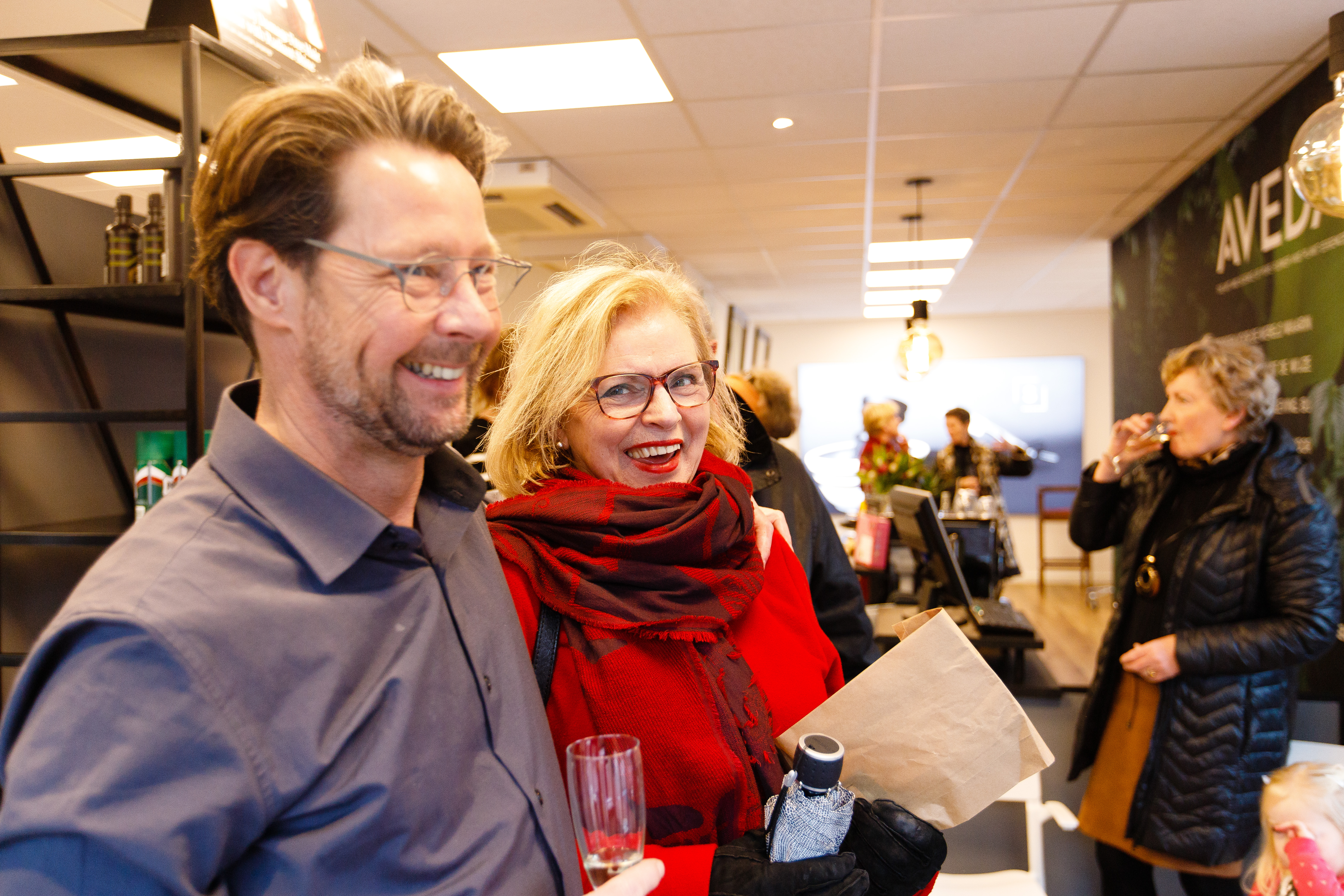 Foto's opening nieuw pand Salon Postma