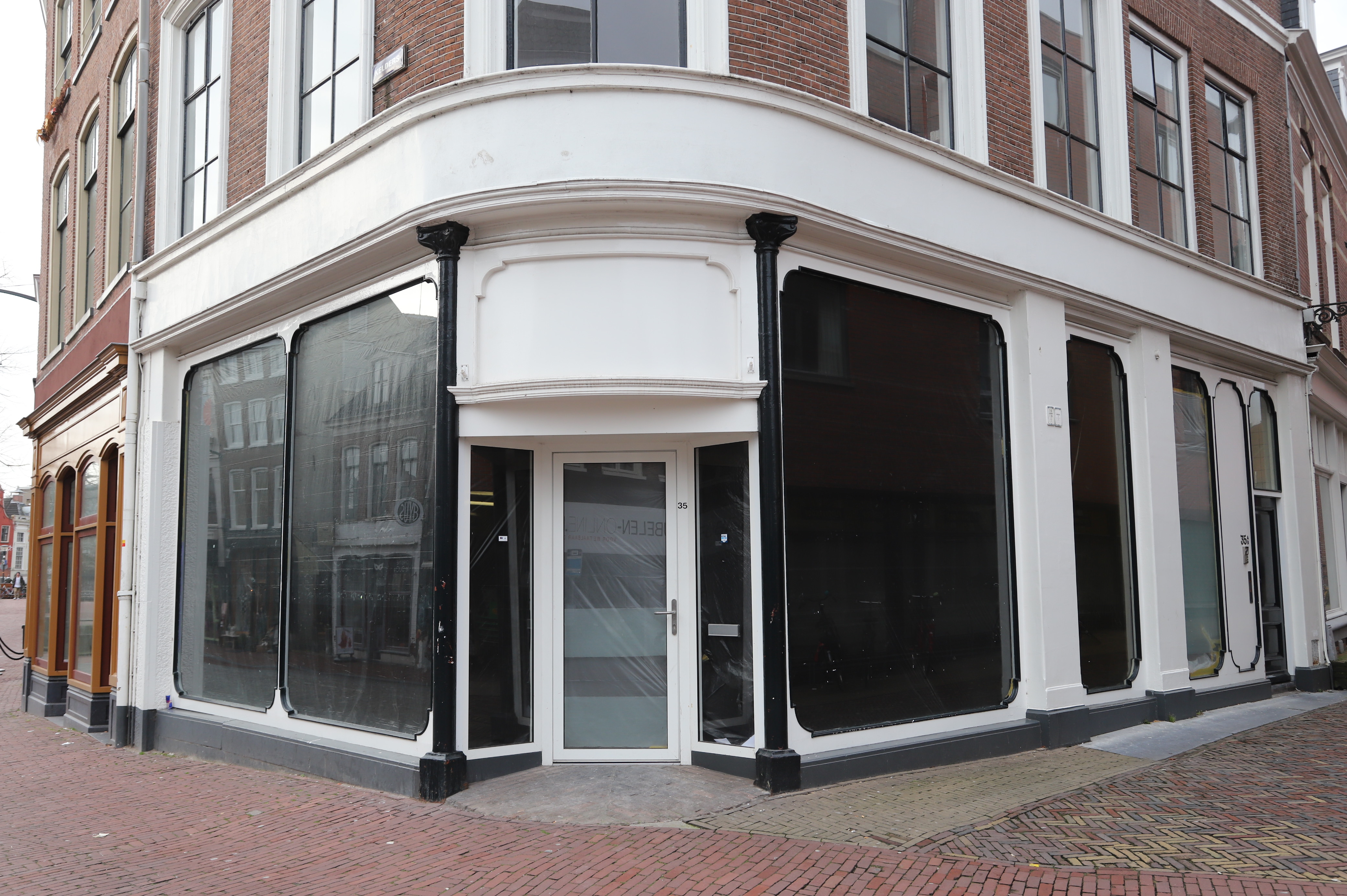 Binnenkort op de Kelders: Moon