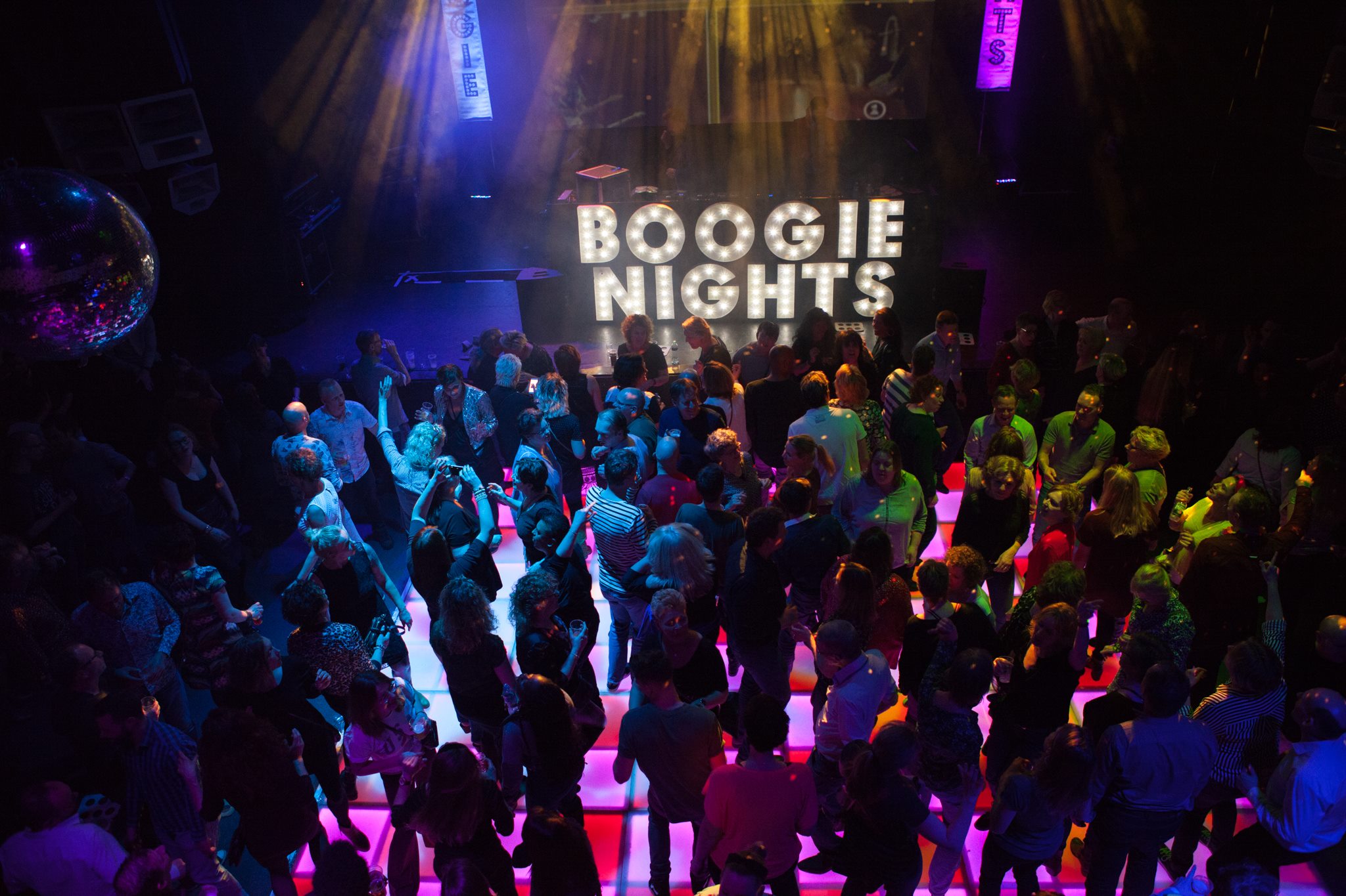 Discotijd herleeft tijdens Boogie Nights