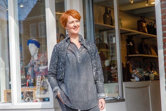 In ondergoed dansen op  Michael Jackson