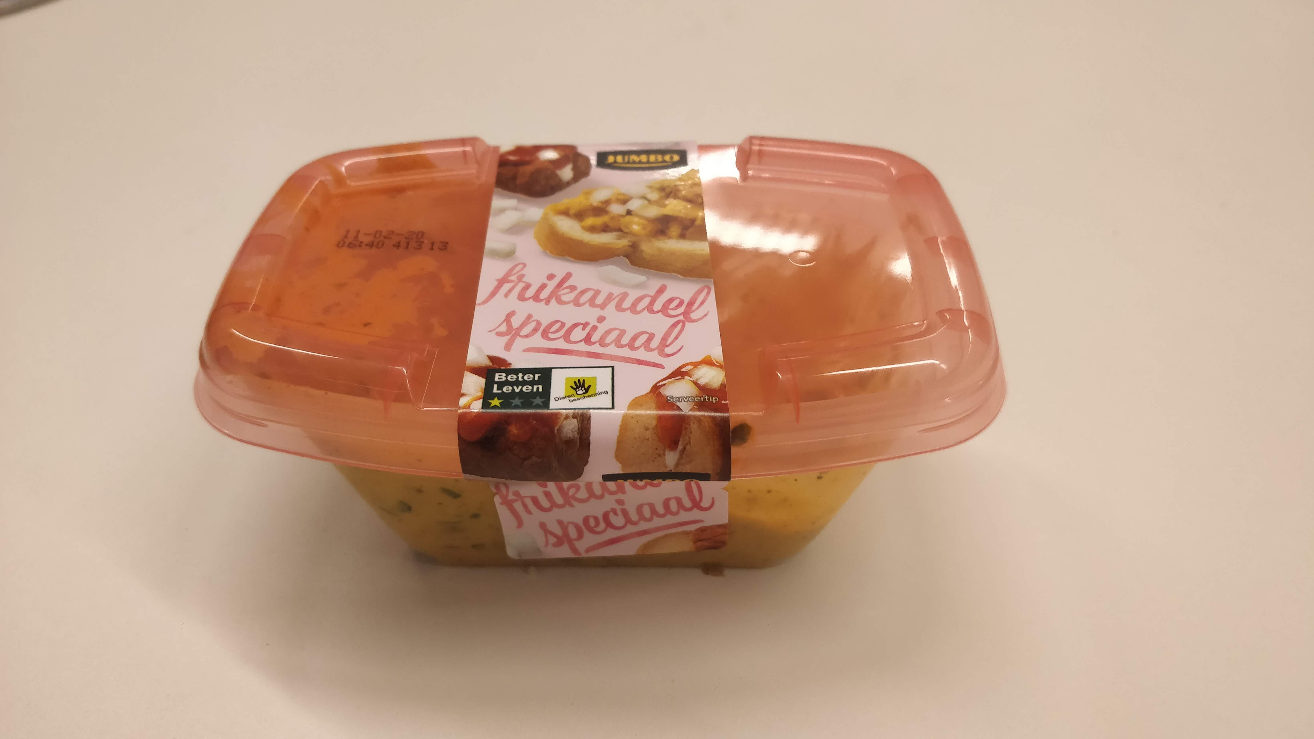 Jumbo komt met frikandel speciaal-salade