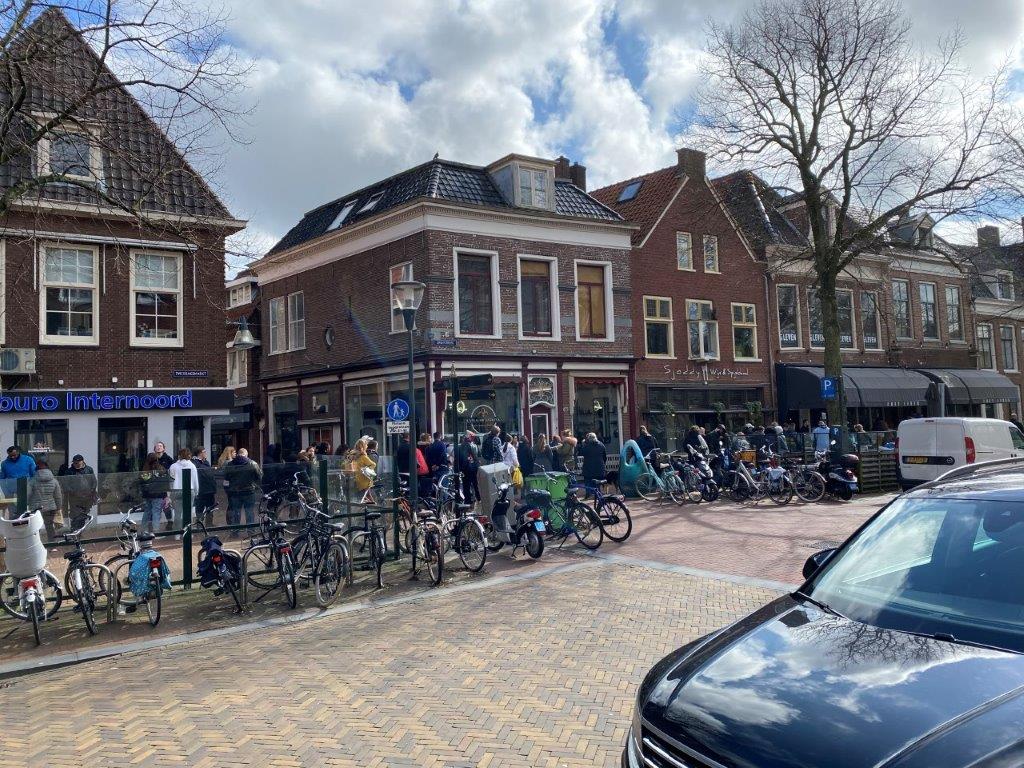 Eetcafé Het Leven geeft overgebleven voedsel gratis weg