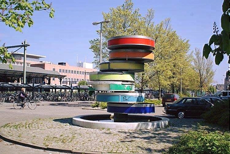 Nostalgie; kent u de 'schuimparty-fontein' nog?