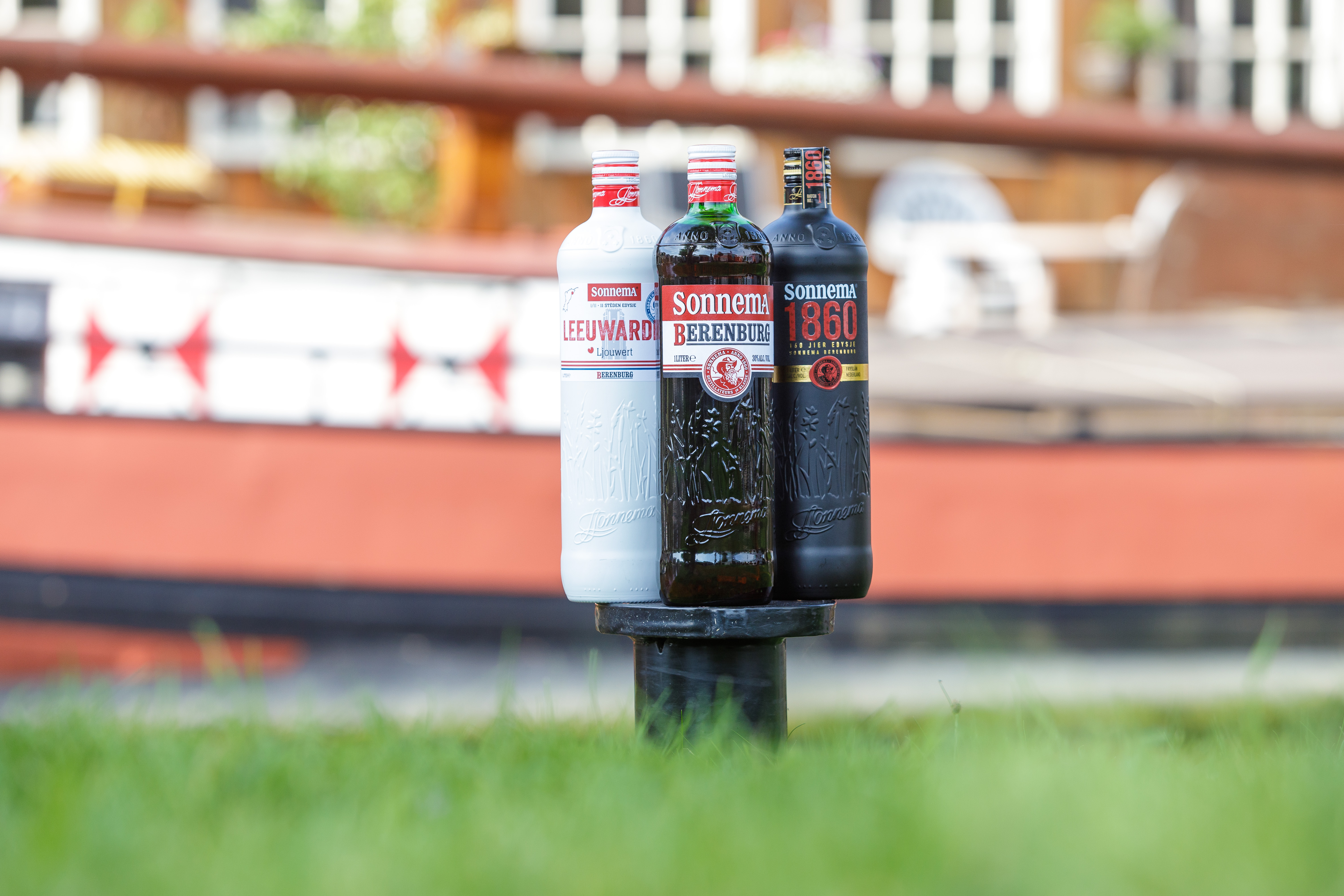 Drink het puur of in een mix: met Sonnema Berenburg kan het allemaal!