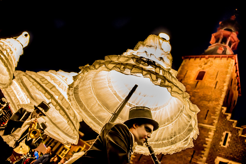 Altijd al eens in de spotlights willen staan? Doe mee aan Tolworld!