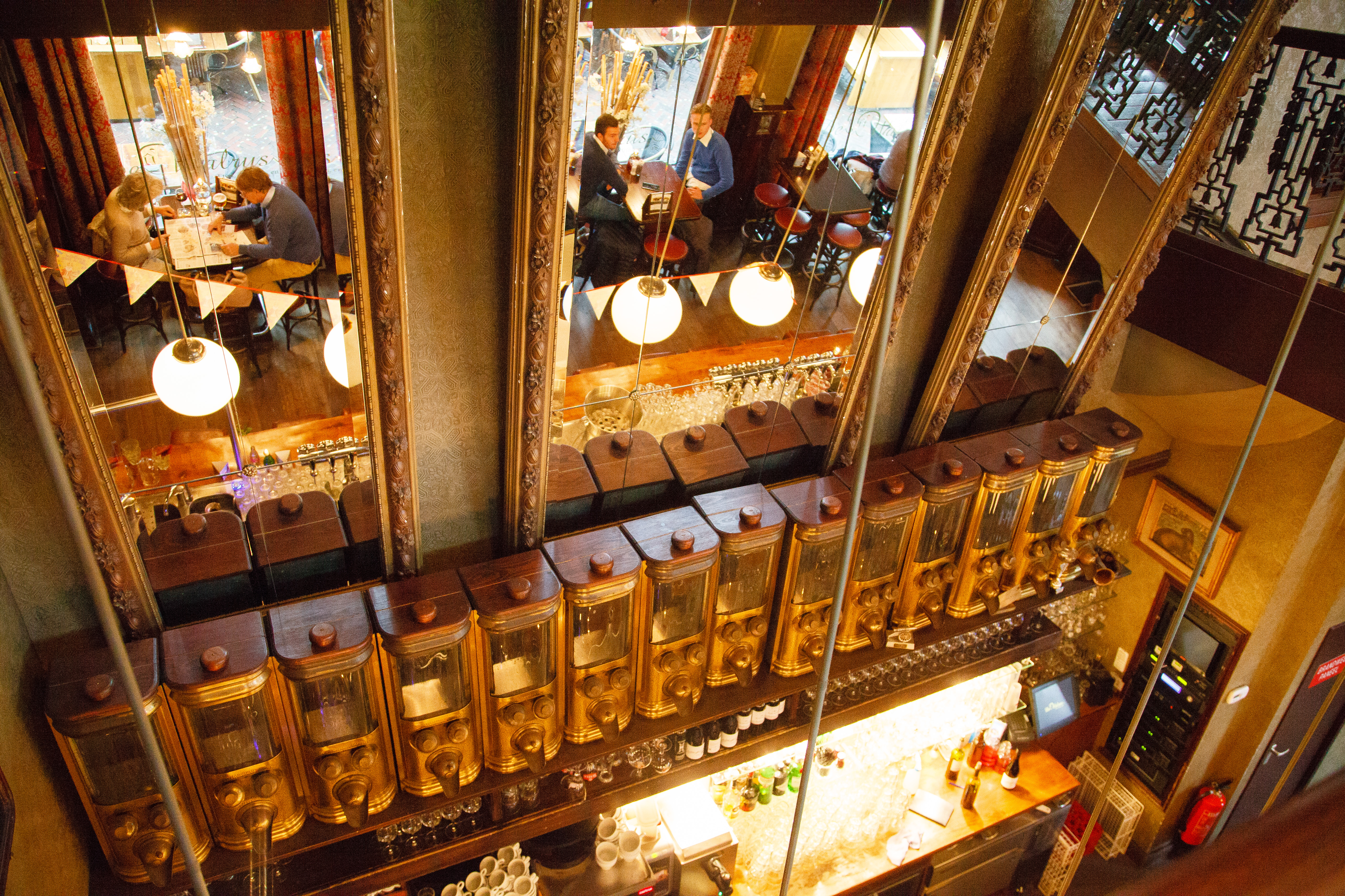 Grand-Café De Walrus: een begrip in Leeuwarden en Sneek