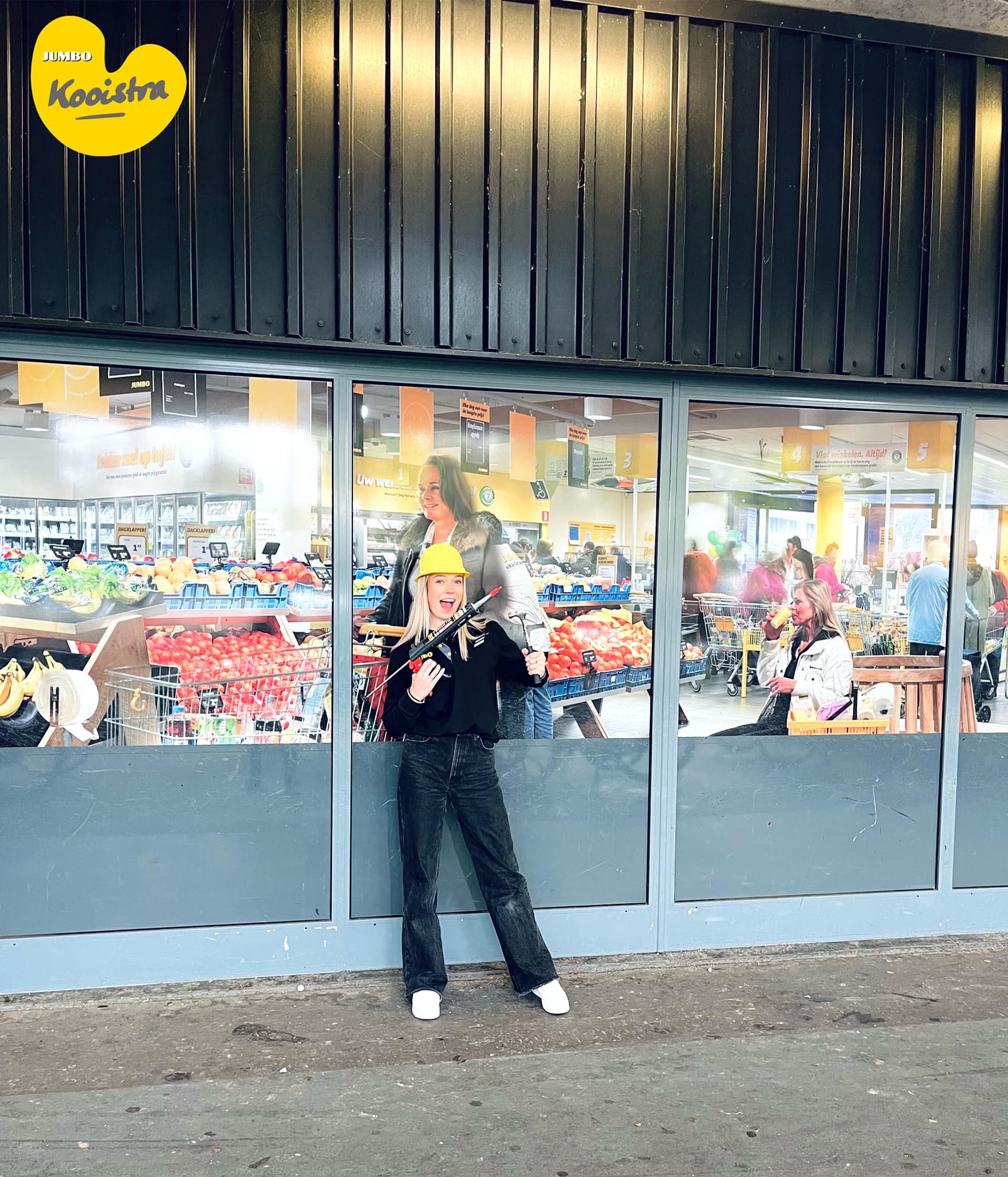 Een versplein, zelfscankassa's en een granaatappelpers: Jumbo Kooistra op het Hoeksterpad is volledig vernieuwd