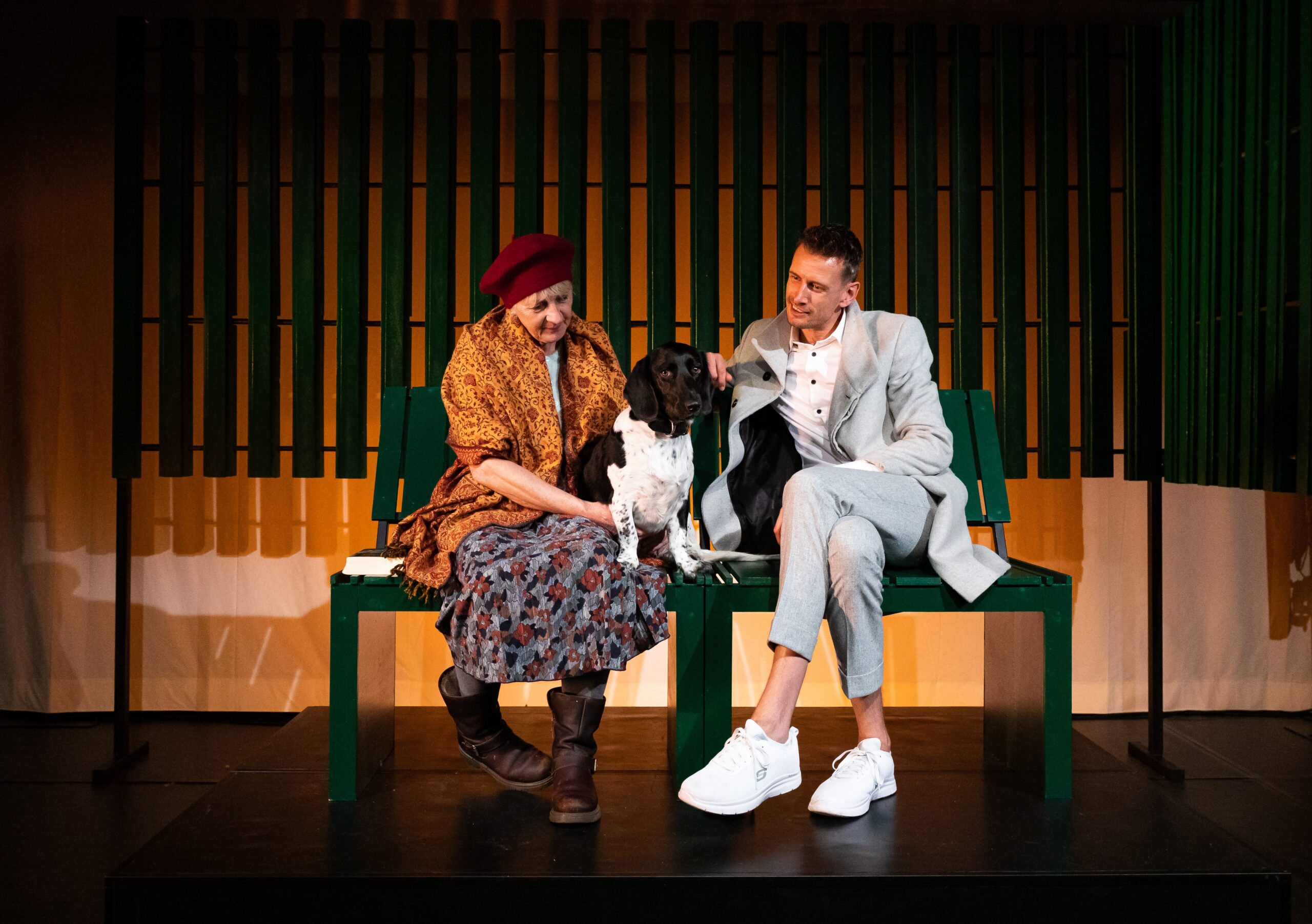 Hoe een hond twee mensen samenbrengt? Je ziet het in de voorstelling 'Bijke' van Pier21