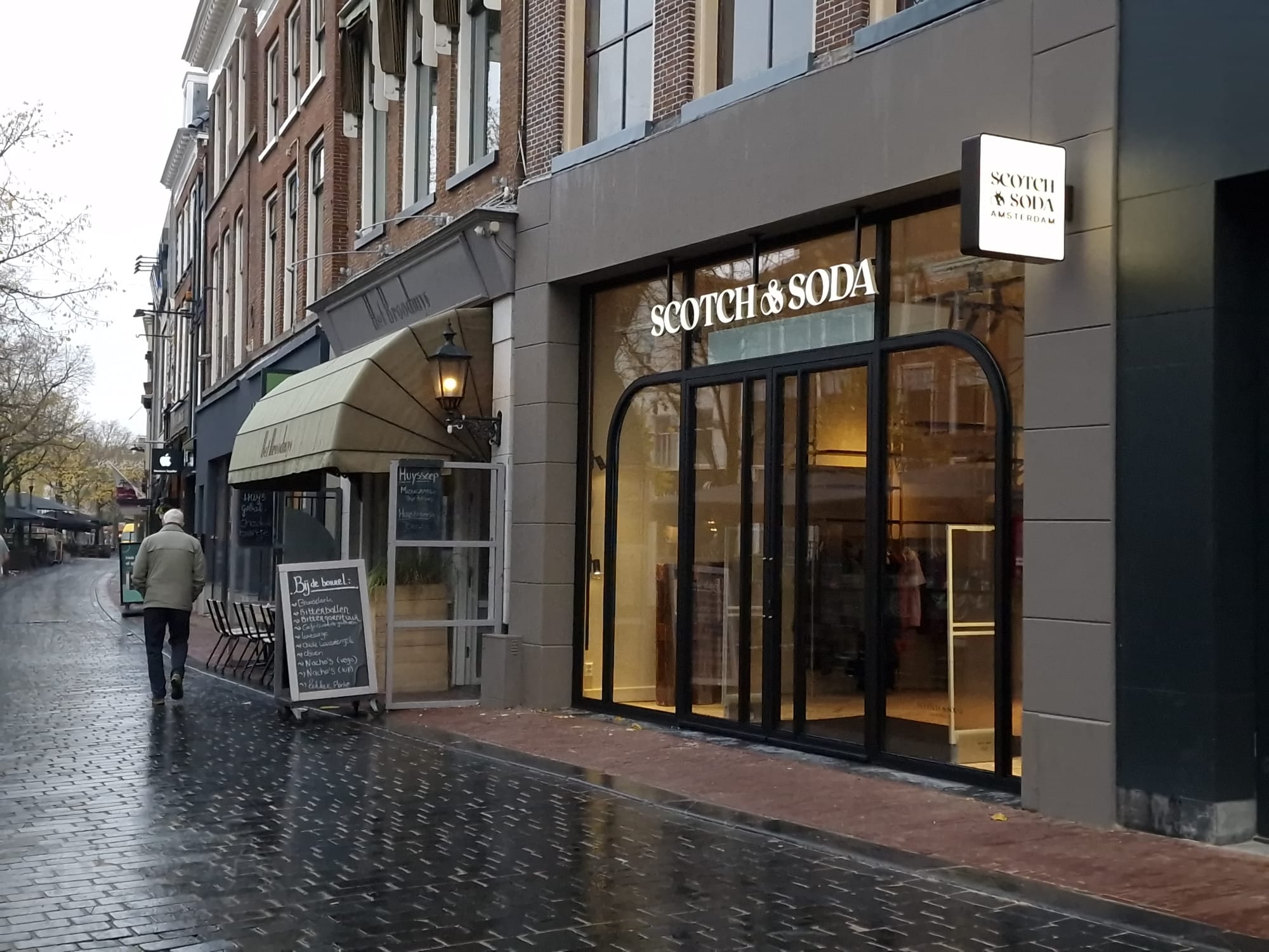 Scotch & Soda vraagt faillissement aan voor Nederlandse deel 