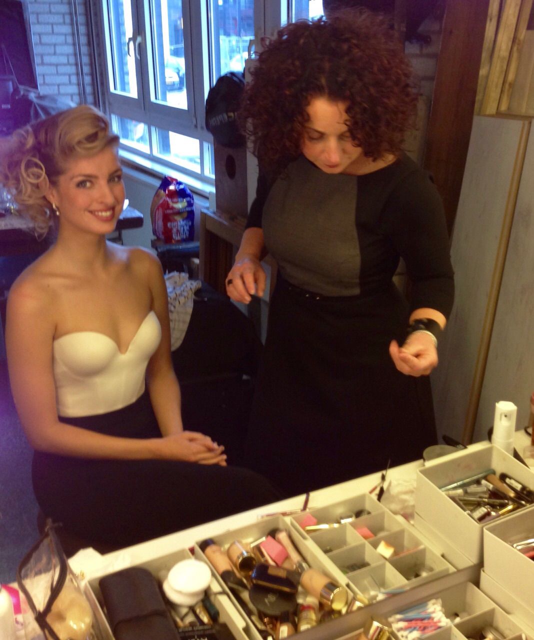 Verwen jezelf met een bruidsarrangement van K&K Kappers en straal op je bruiloft!