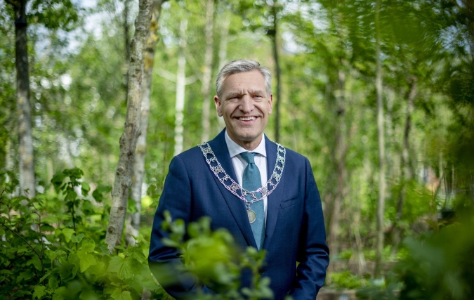 Burgemeester Buma blijft nog zes jaar