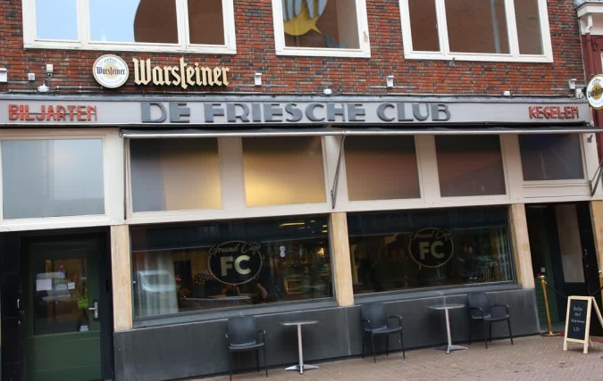 De Friesche club méér dan een grand café